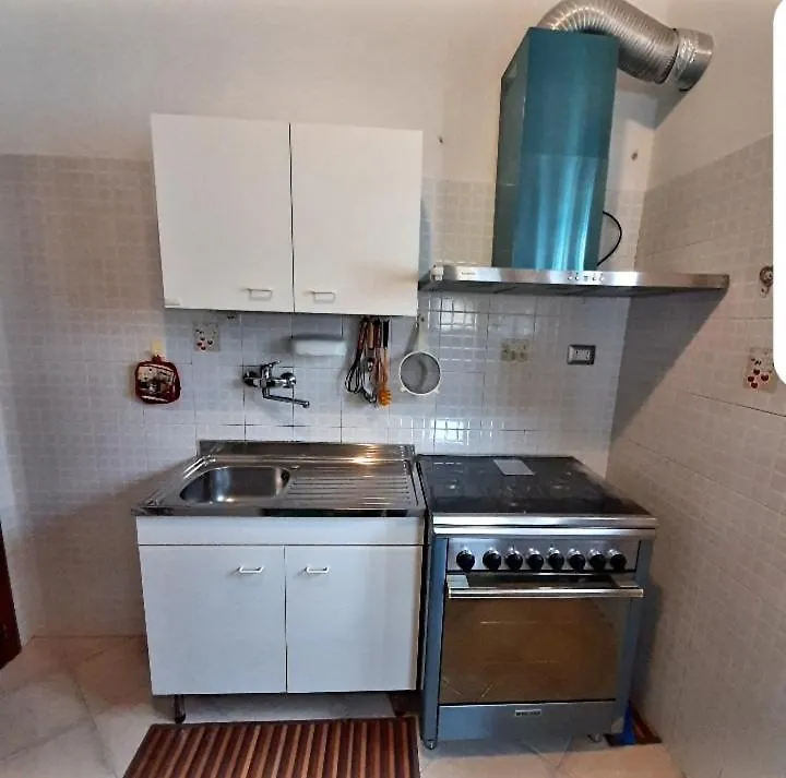 Eden House Apartment Bari 0*,