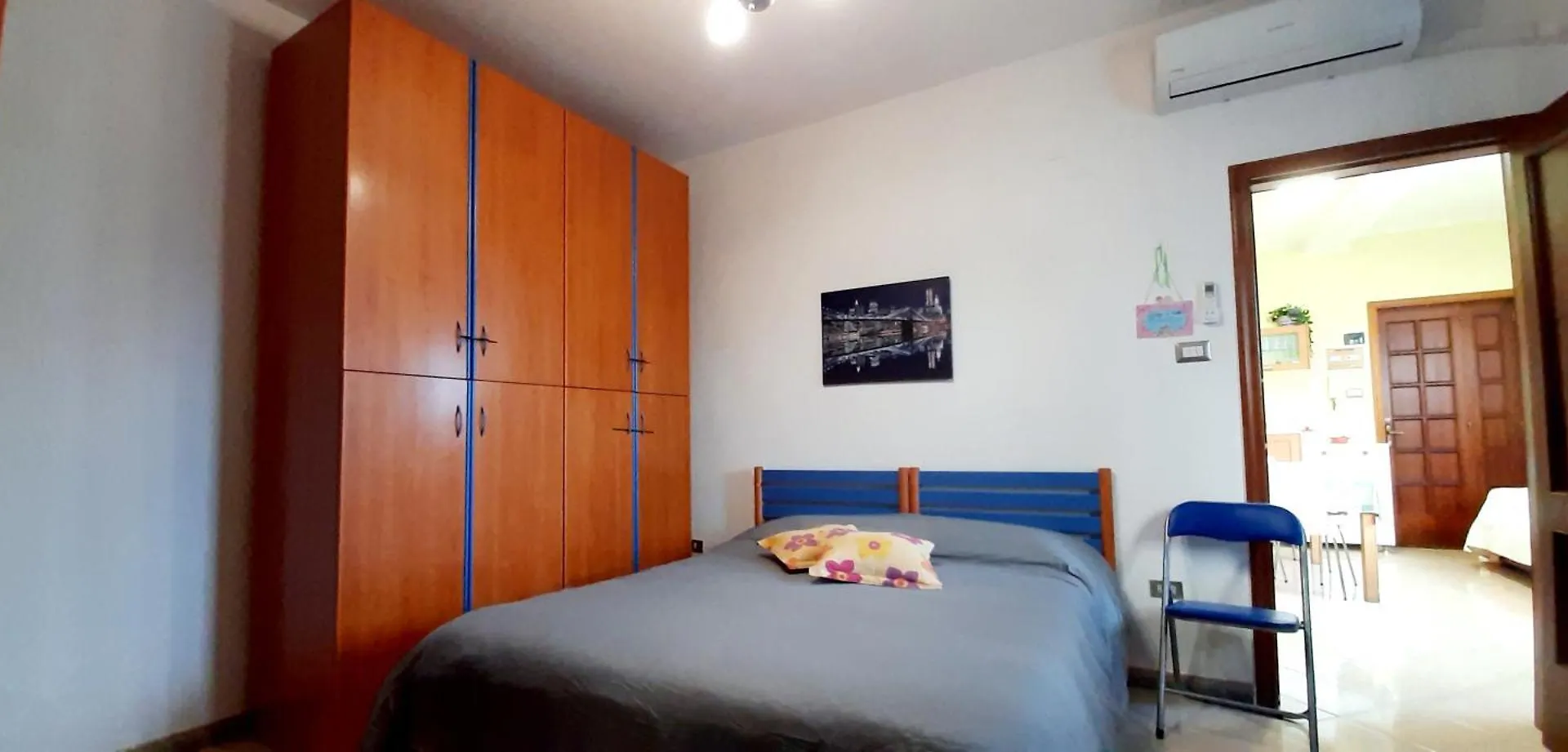 Eden House Apartment Bari 0*,  Italy
