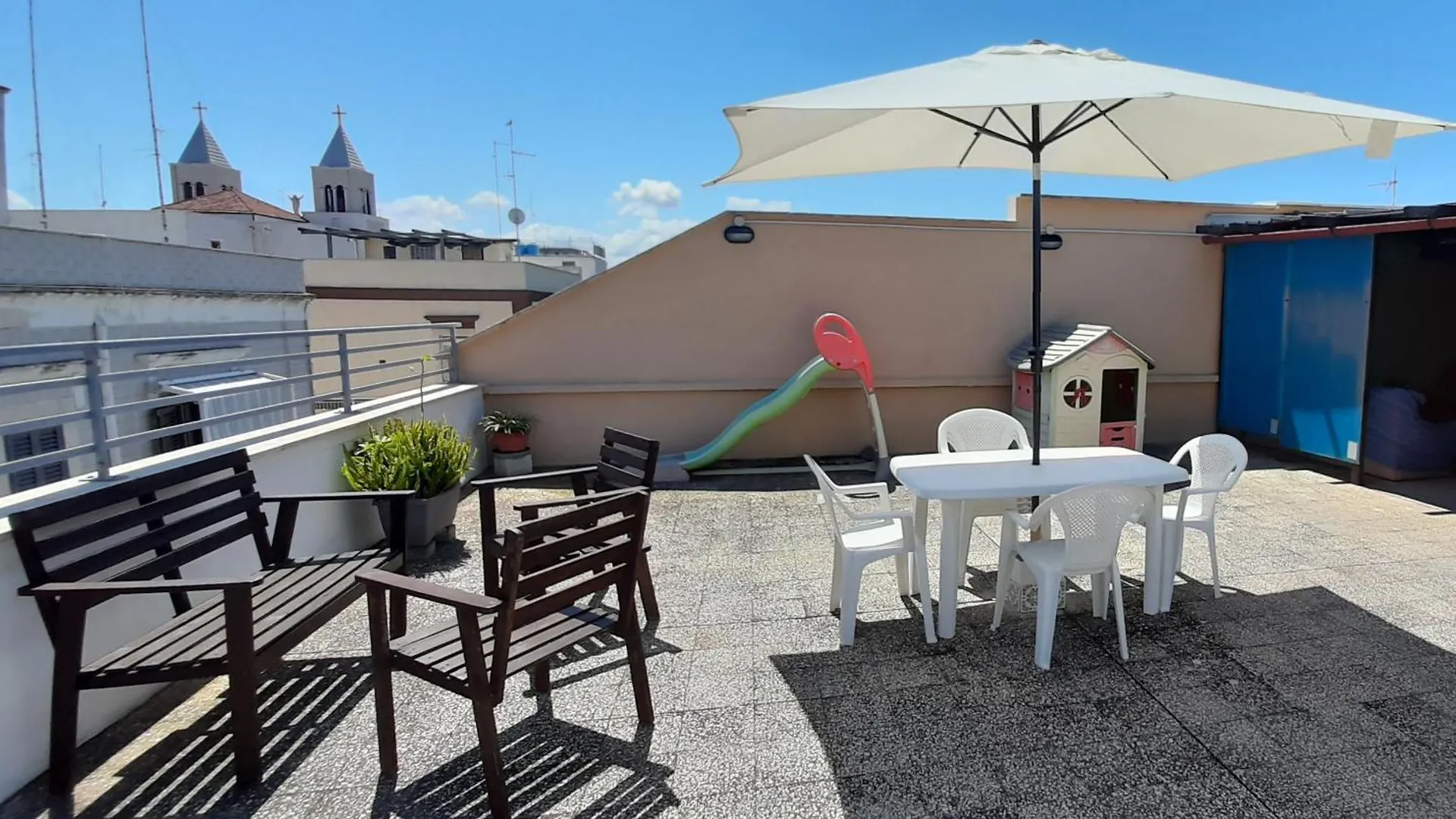 Eden House Apartment Bari Italy